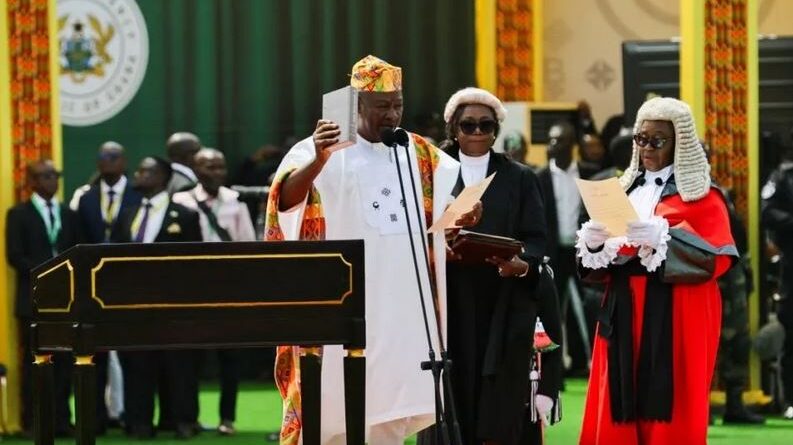 Ghana sworn in Mahama as President